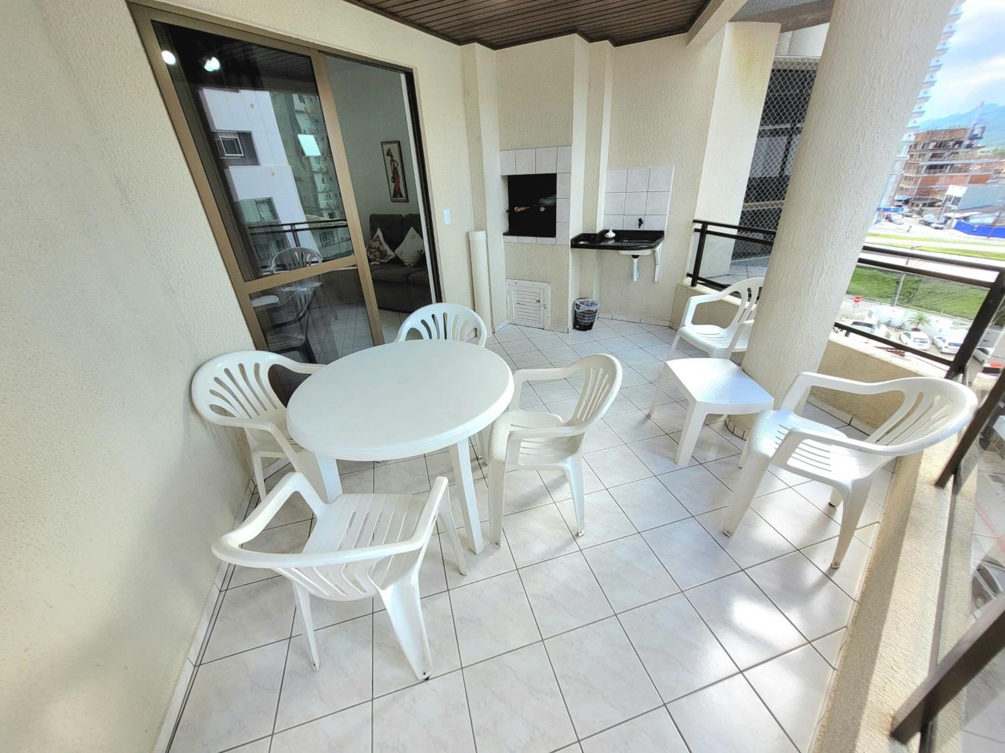 Apartamento 200 Metros Da Praia 03 Quartos Com Ar Condicionado - Meia Praia - Itapema Exterior foto